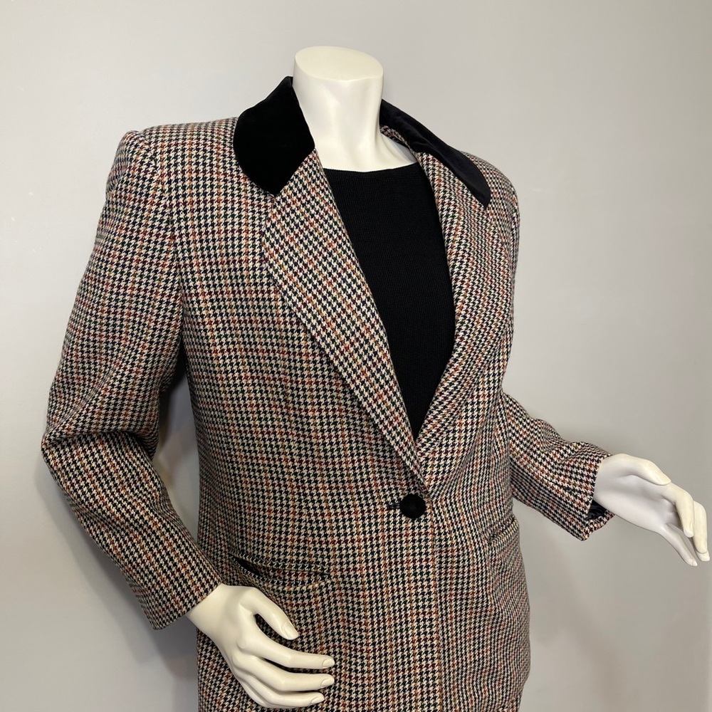 Vtg Joan Leslie Equestrian Houndstooth skirt suit